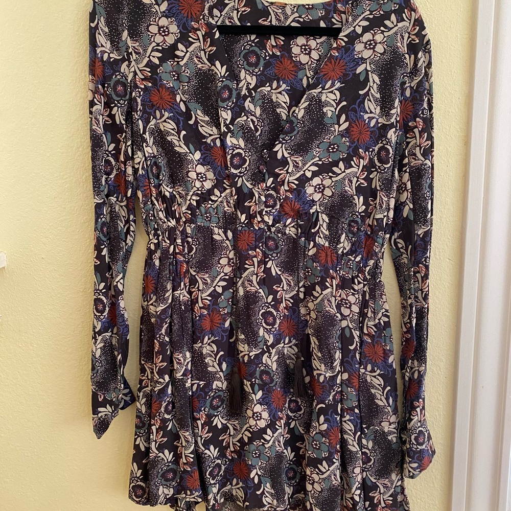 Long sleeve, cinch waist dress
